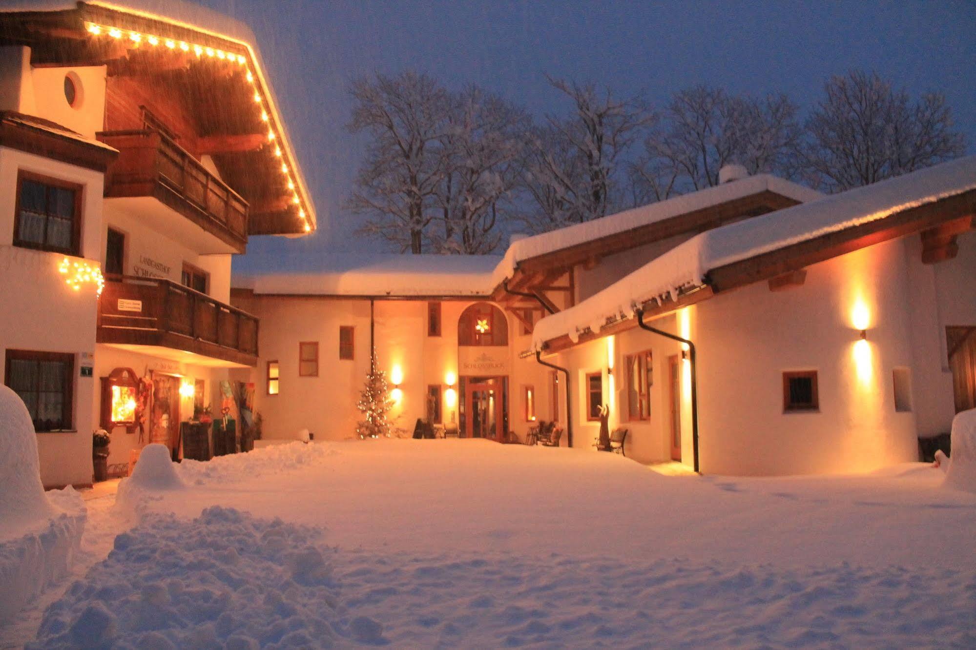 Hotel Kraftquelle Schlossblick Angerberg  المظهر الخارجي الصورة