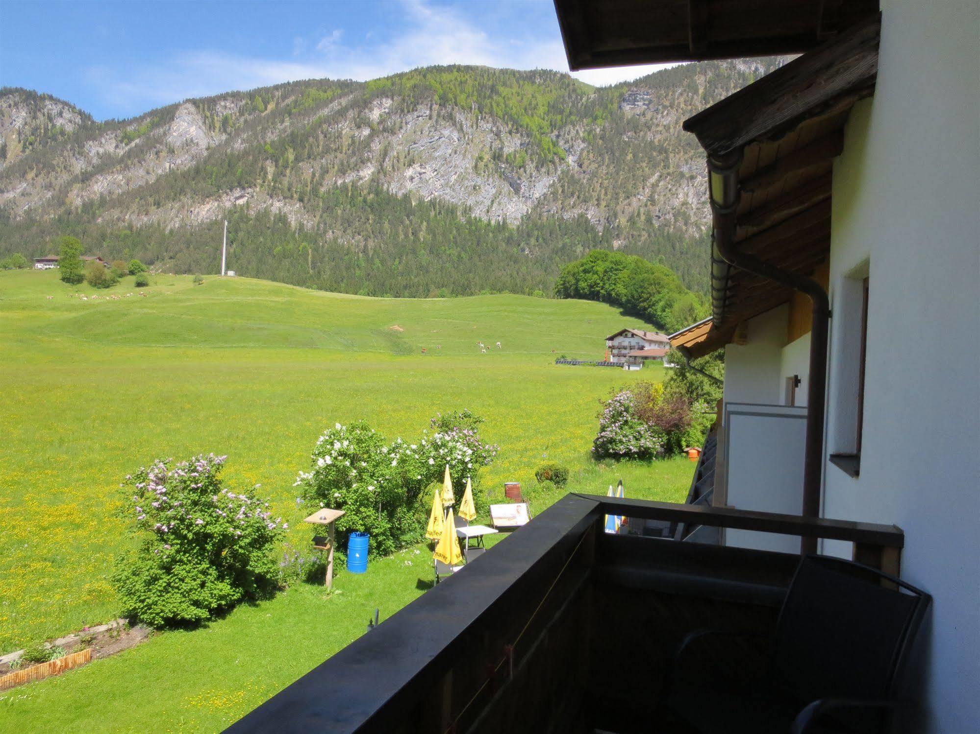 Hotel Kraftquelle Schlossblick Angerberg  المظهر الخارجي الصورة